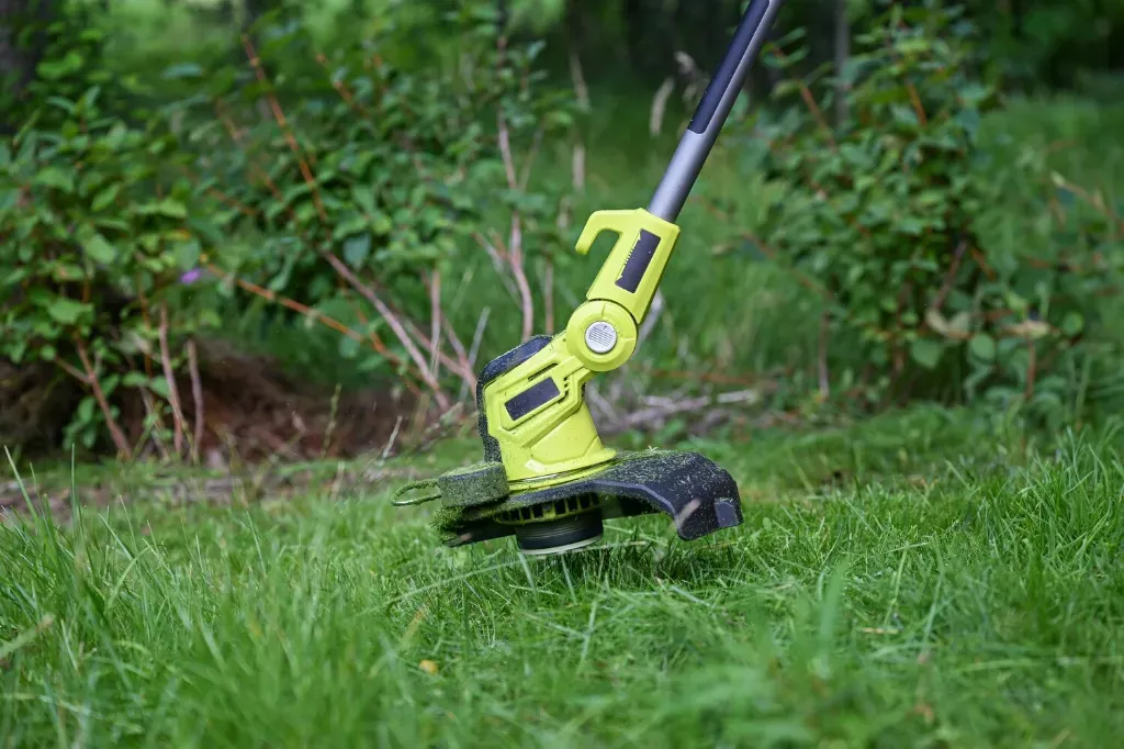 Podkaszarki elektryczne